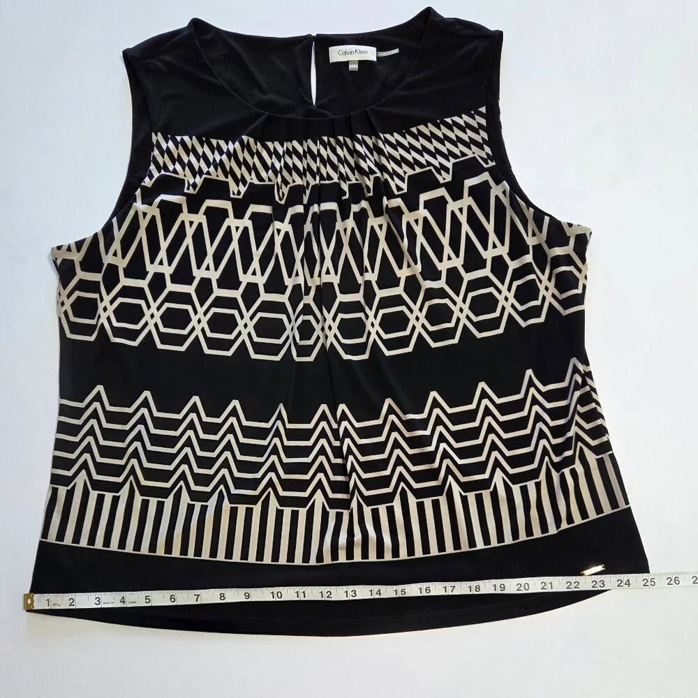 Calvin Klein Sleeveless Geometric Pleated Neckline Print Blouse, Black/Tan, 2X